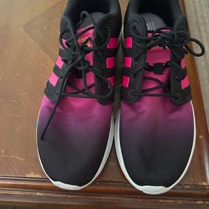 Adidas Cloud, sz 9 black/pink